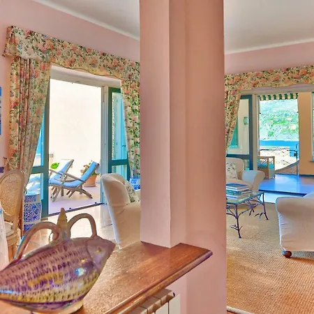 La Pietra Villa *